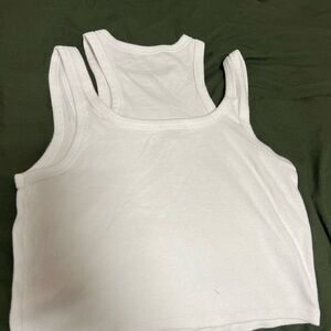 Super cute Abercrombie and Fitch double layer tank top size M!